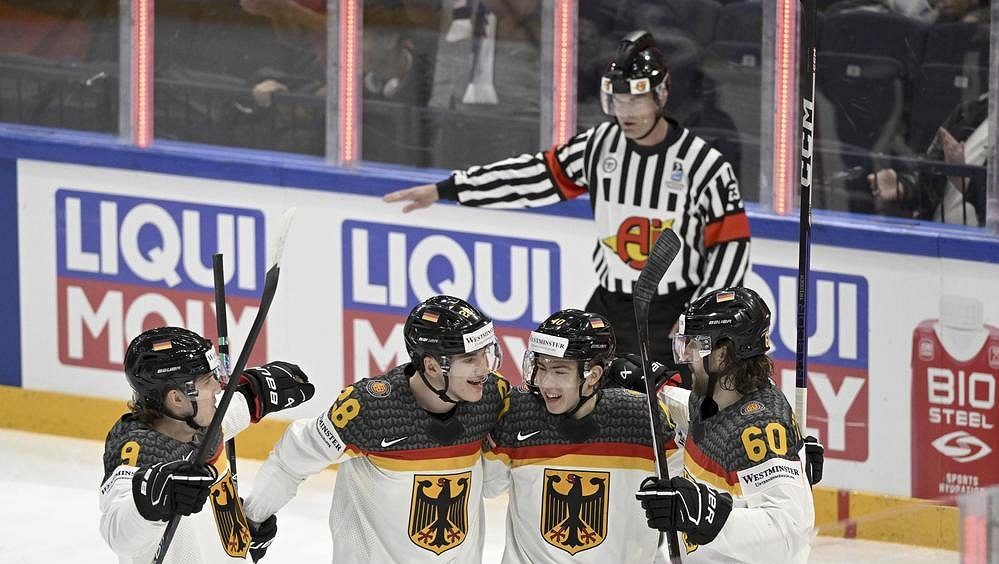 HOKEJ ONLINE: Suverénní Američané vyzvou v semifinále Německo